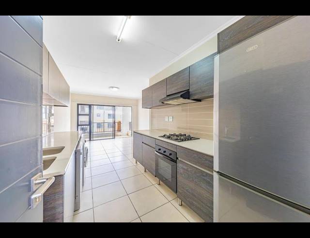 1 BEDROOM APARTMENT FOR SALE IN OLIVEDALE